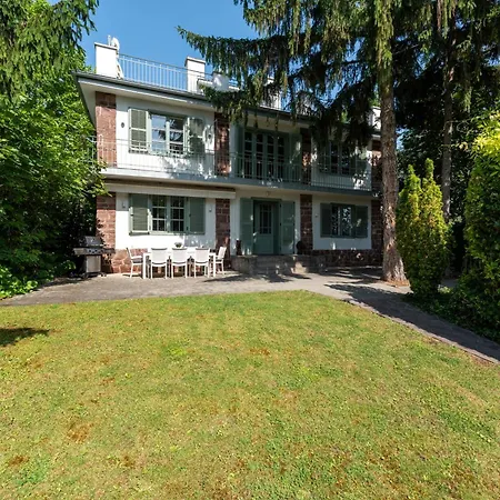 Giselle Дом отдыха Балатональмади