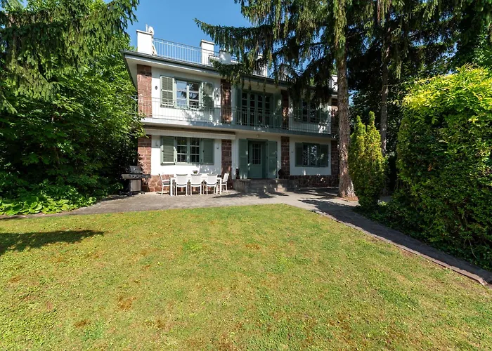 Giselle Holiday home Balatonalmadi